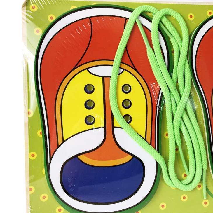 VEŽI PERTLE! – Igračka vezivanje pertli za decu